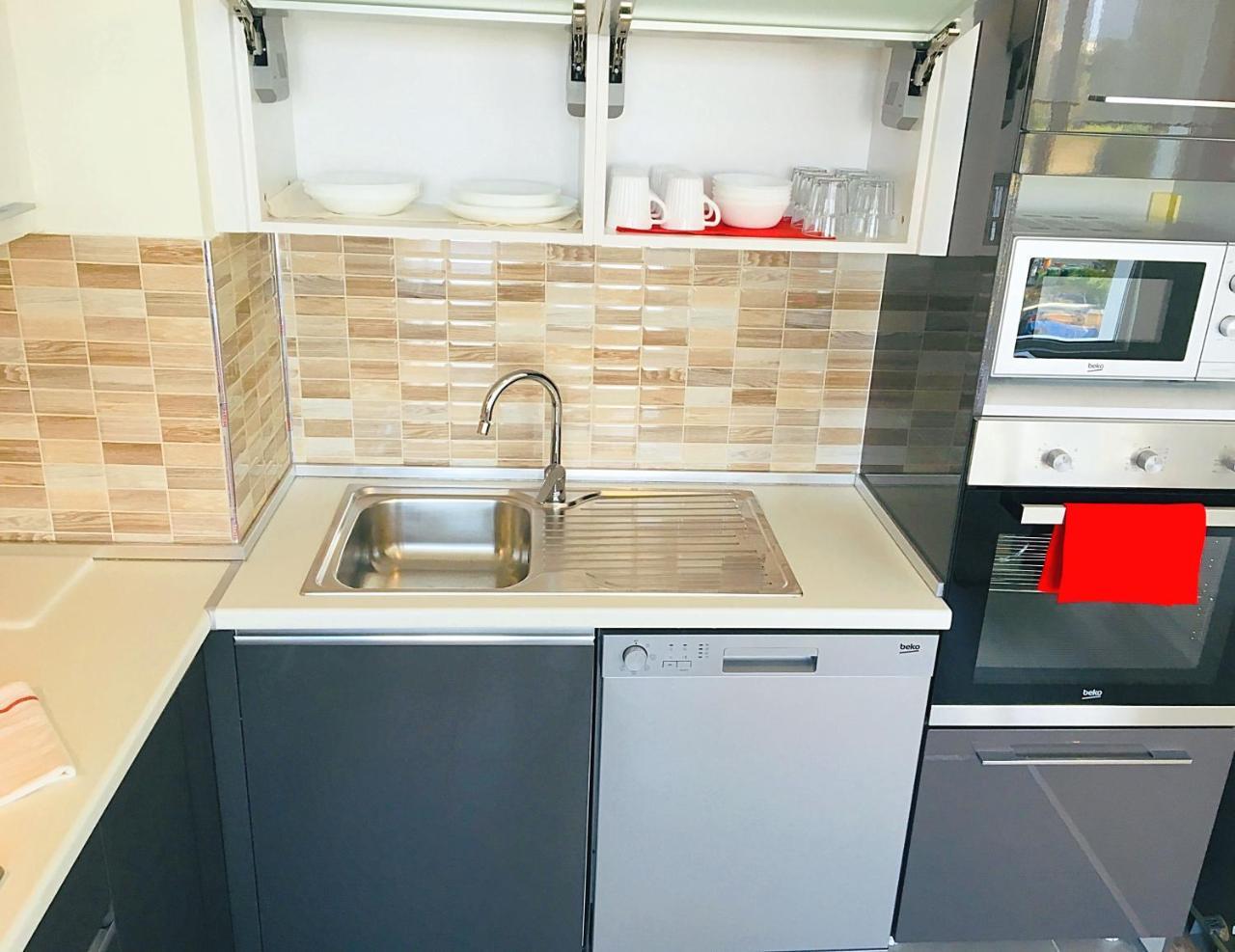 Mdm Sky Apartments สโกเปีย ภายนอก รูปภาพ